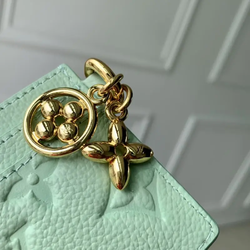 M82172 Green HH103 10.2x7.3x0.3cm High Quality Bags - Image 7