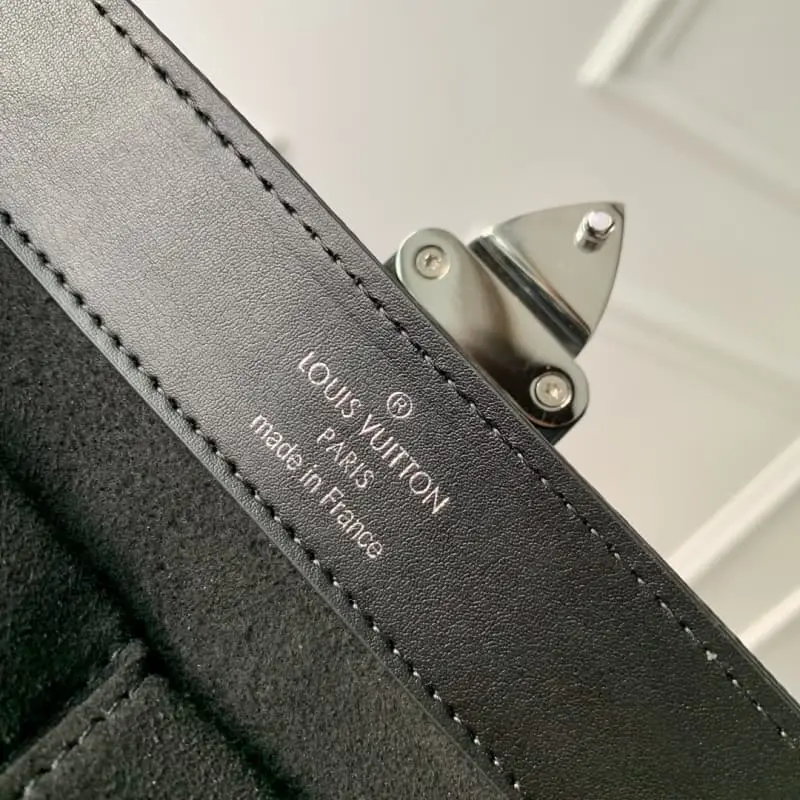 M10145 Black Flower 19x8x8cm High Quality Bags - Image 7