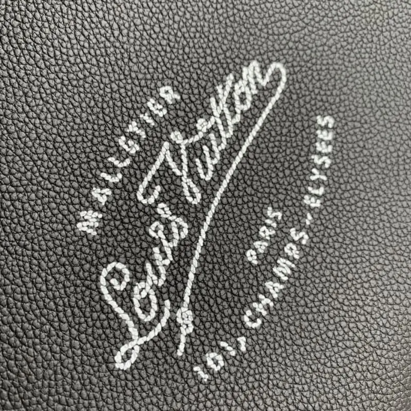 M47058 30x15x8cm High Quality Bags - Image 6