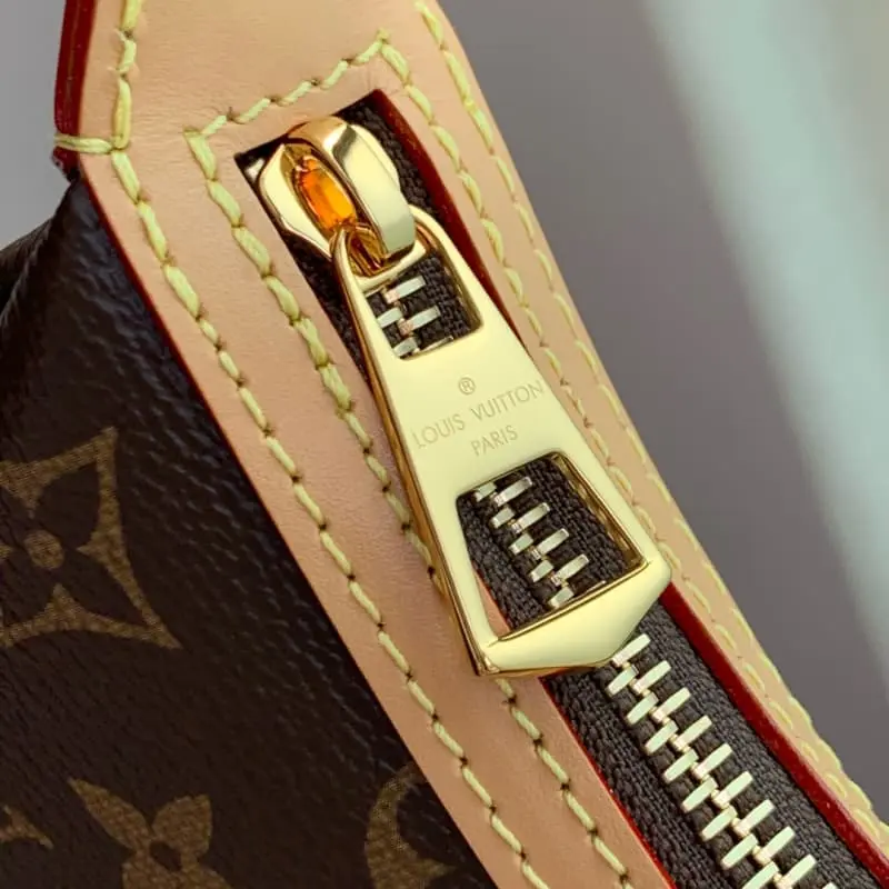 M12939 22x9x33cm High Quality Bags - Image 7