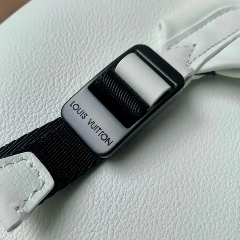 M24760 blue 29x38x20cm High Quality Bags - Image 6