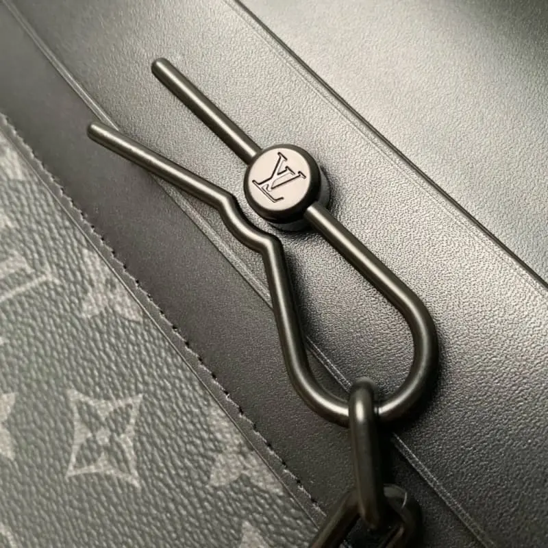 M80107 32x22x4cm High Quality Bags - Image 6