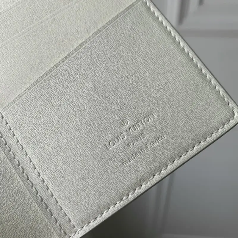 M61697 Elegant White 19X10cm High Quality Bags - Image 5