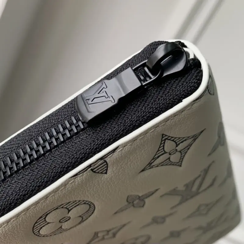 M62295 Elegant White 10x20x2cm High Quality Bags - Image 5