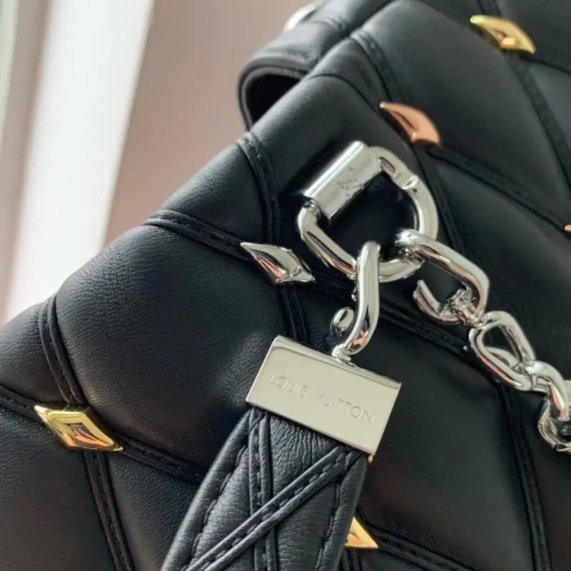 M24151 Black 23x16x10cm High Quality Bags - Image 6