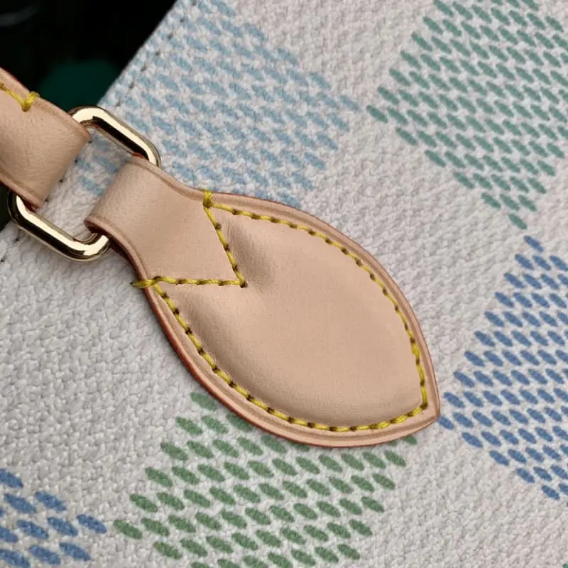 N40518 Blue Grid 35x27x14cm High Quality Bags - Image 6