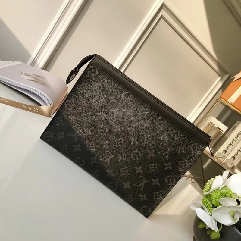 M61692 26x20x5cm High Quality Bags