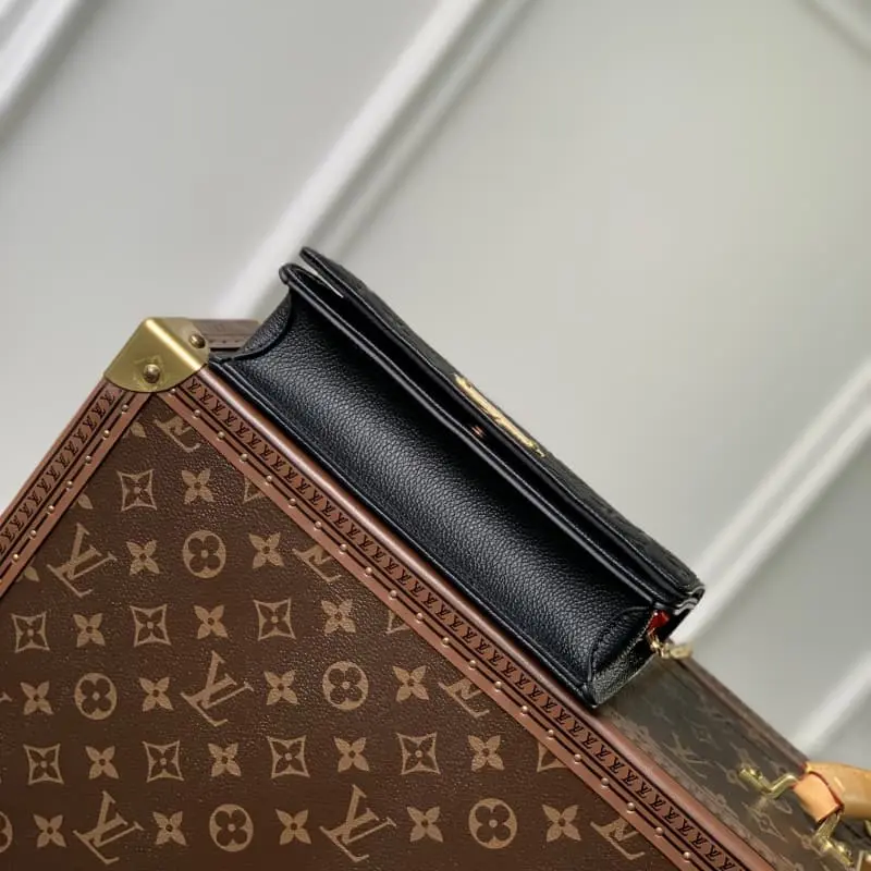 M83233 S1 22x15x5.5cm High Quality Bags - Image 5