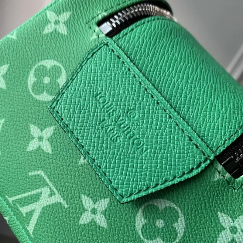 M31037 Green 28x16x13cm High Quality Bags - Image 6