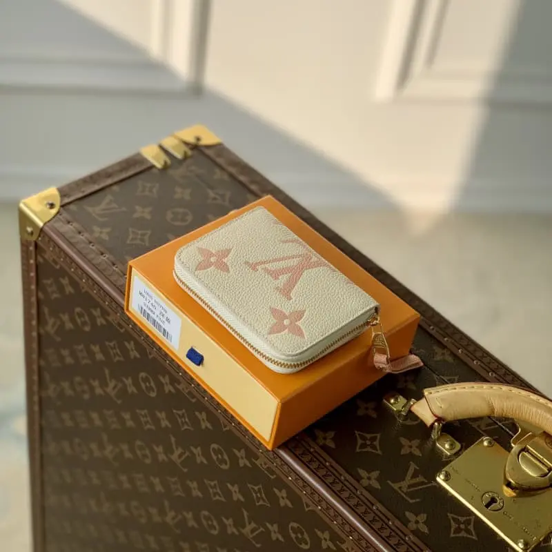 M60574 S1 11x8x1cm High Quality Bags - Image 3