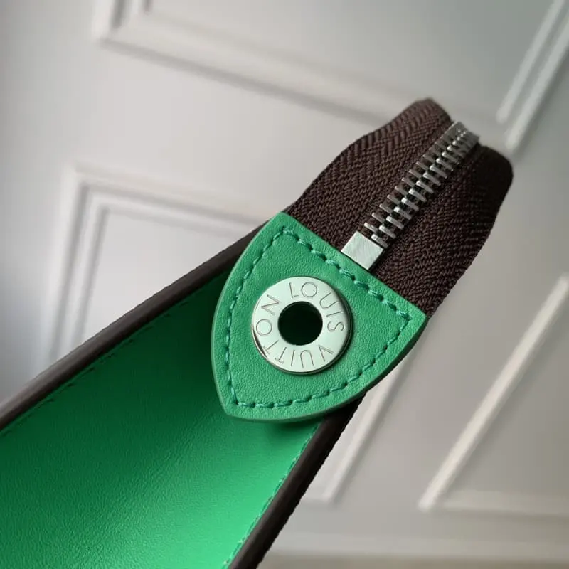 M44466 S1 26x20x5cm High Quality Bags - Image 5