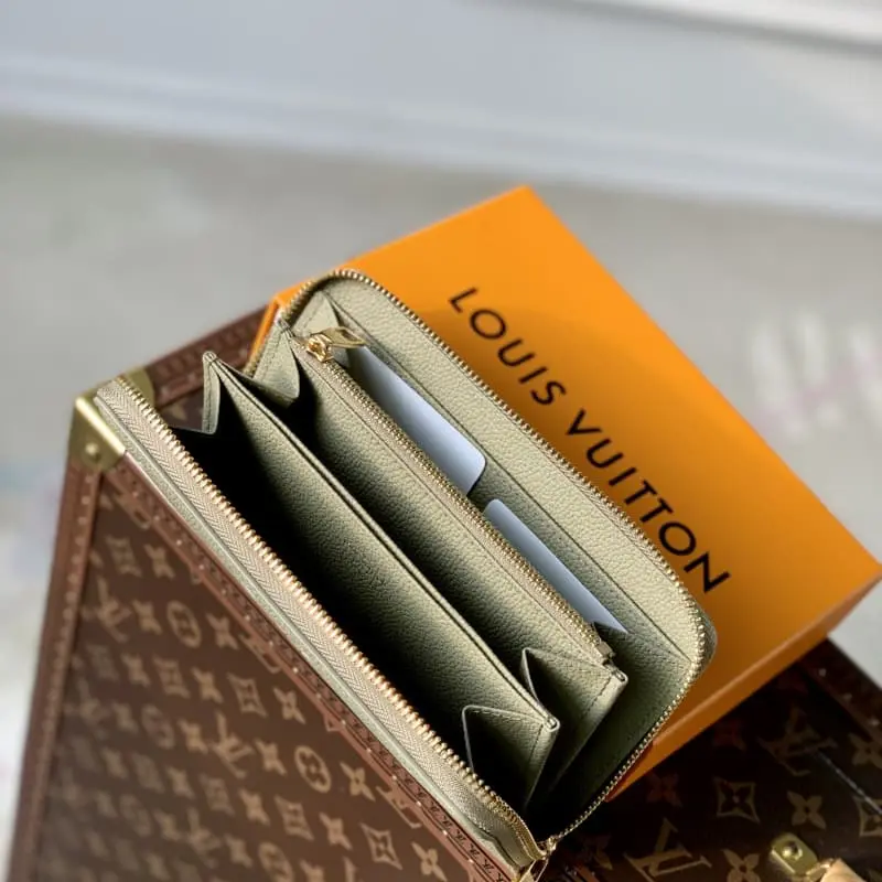 M69794 Grass Green (Silkscreen) 19.5x10.5x2.5cm High Quality Bags - Image 6