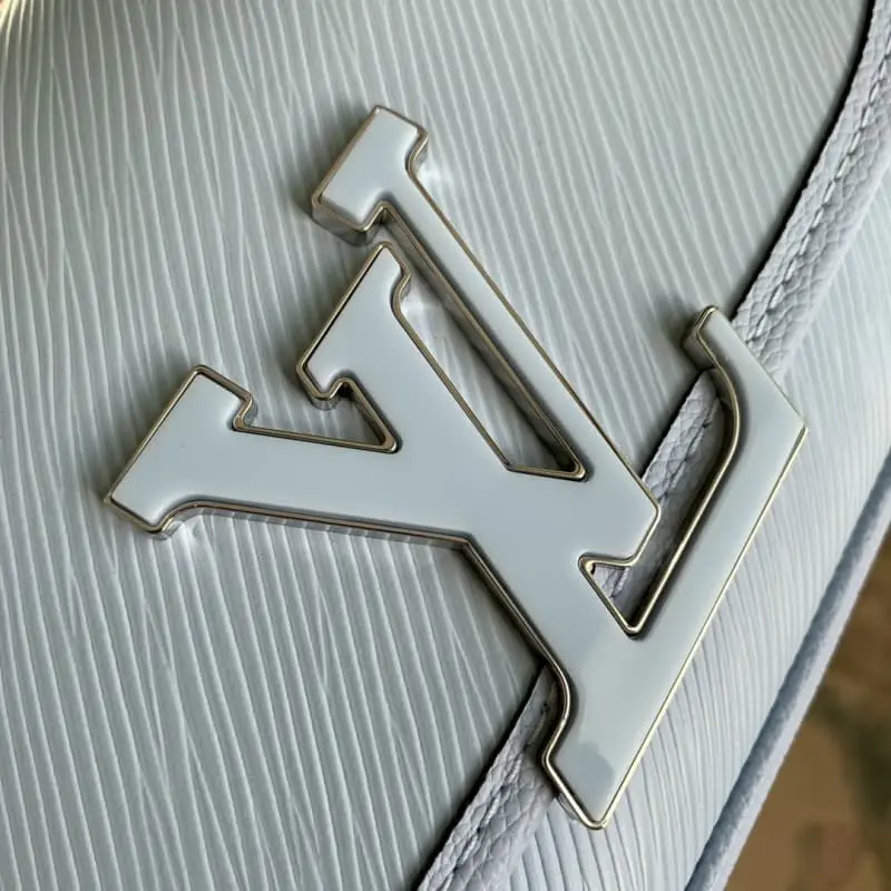 M59461 24.5x15.5x9cm High Quality Bags - Image 6