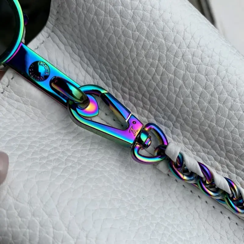 M22055 White Small 27x18x9cm High Quality Bags - Image 6