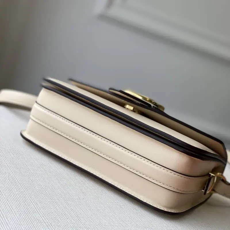 M55950 23x15x8cm High Quality Bags - Image 4