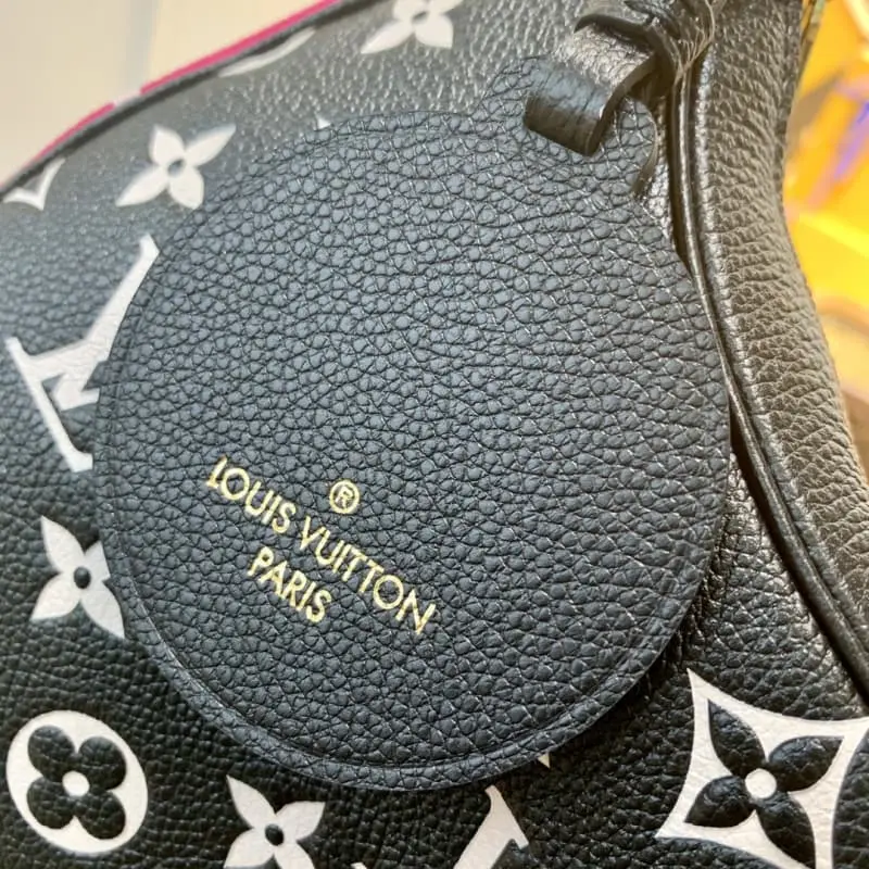 M46091 22x14x9cm High Quality Bags - Image 6