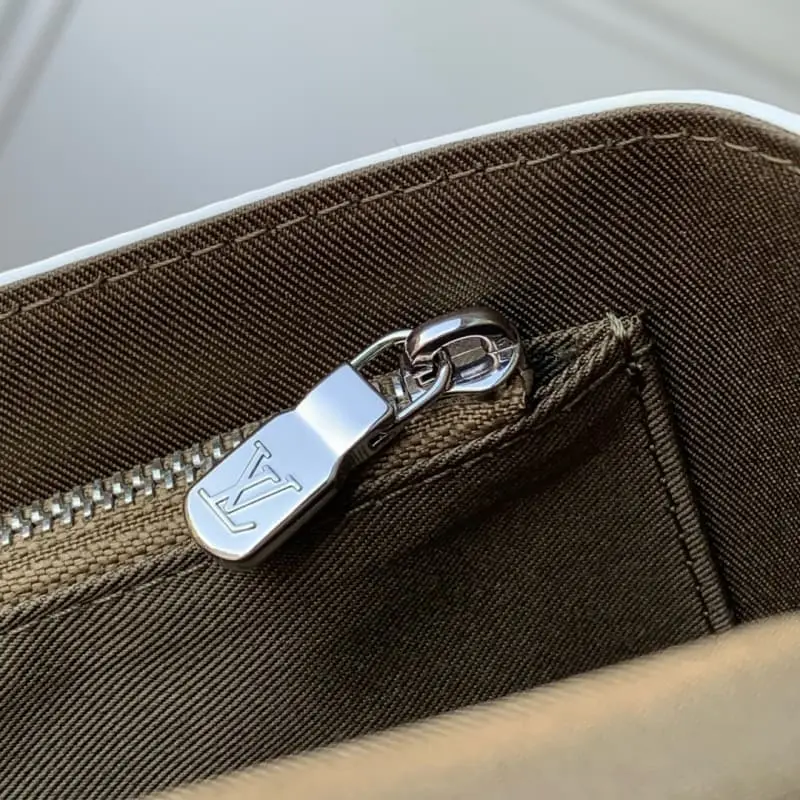 N00108 11x6.5x18cm High Quality Bags - Image 6