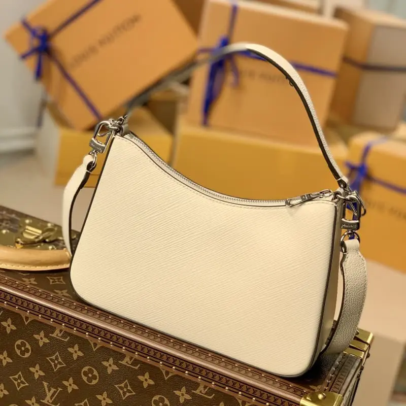 M80688 White 25x15x8cm High Quality Bags - Image 3