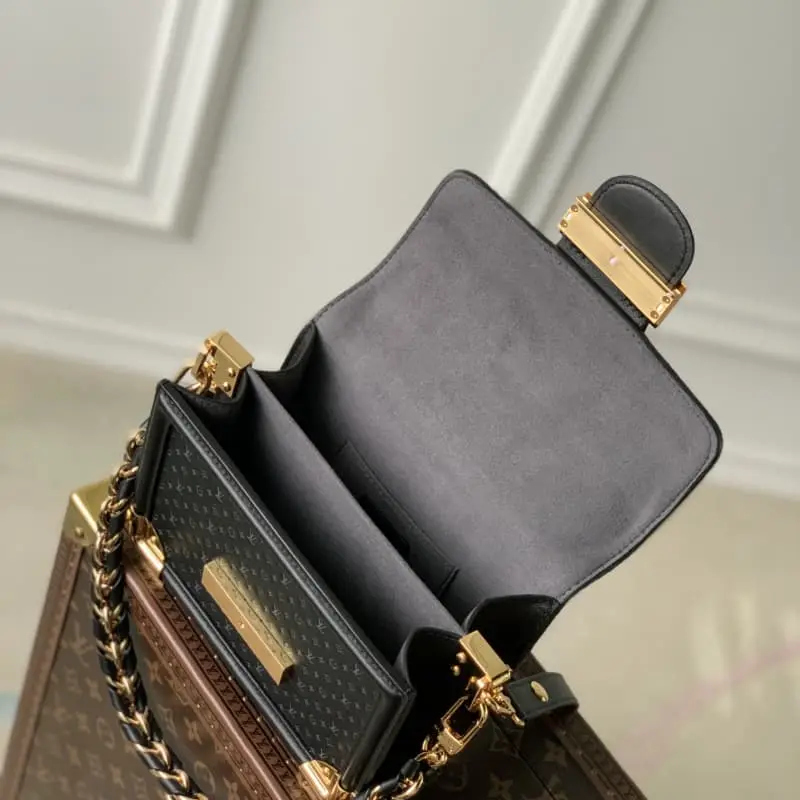 M22597 Black Small 20x15x9cm High Quality Bags - Image 6