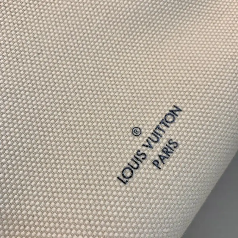 M95505 S1 25x20x12cm High Quality Bags - Image 6