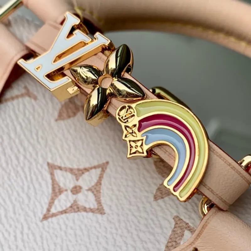 M24474 White Flower 18x12.5x11cm High Quality Bags - Image 5