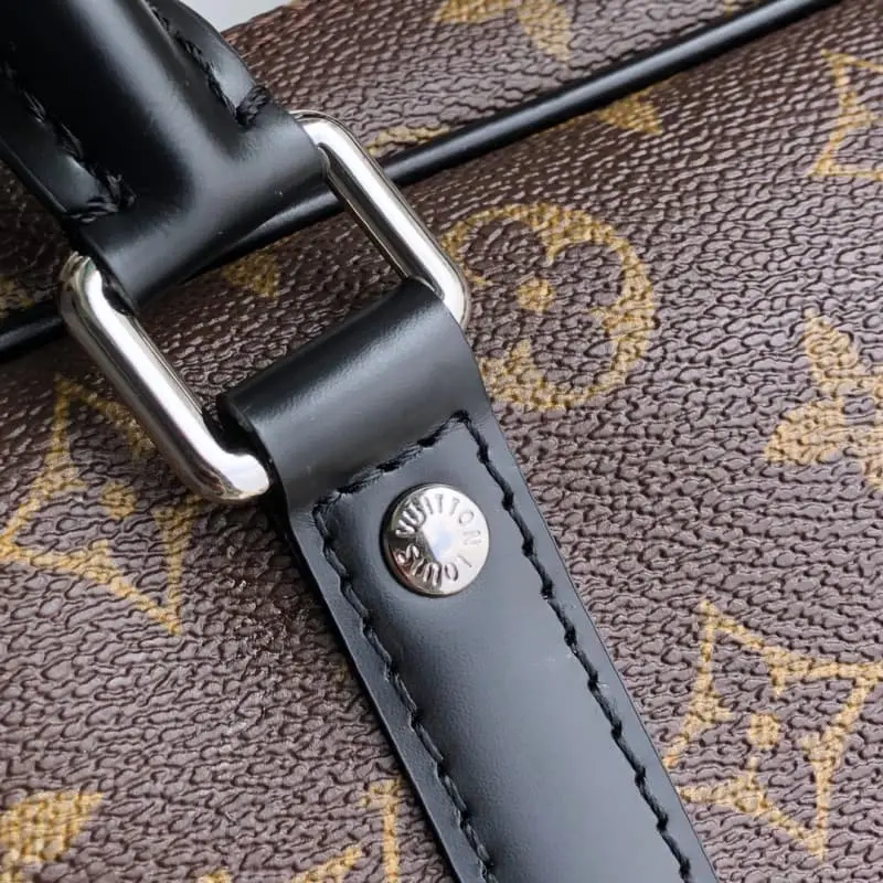 N52005 37x30x7cm High Quality Bags - Image 6