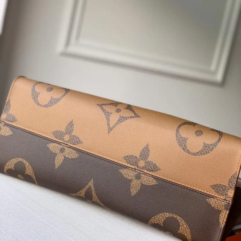 M44576 41x34x19cm High Quality Bags - Image 5