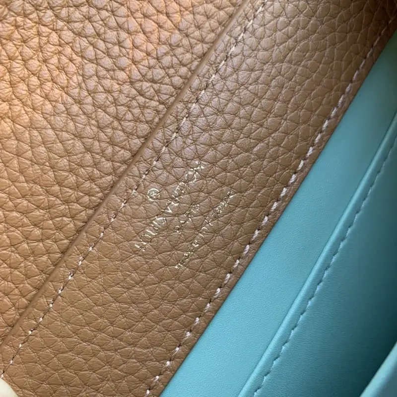 M21798 Brown gold buckle 21x14x8cm High Quality Bags - Image 6