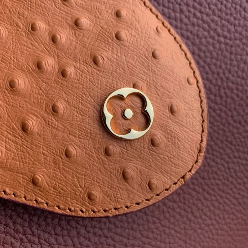 N81409 21x14x8cm High Quality Bags - Image 6