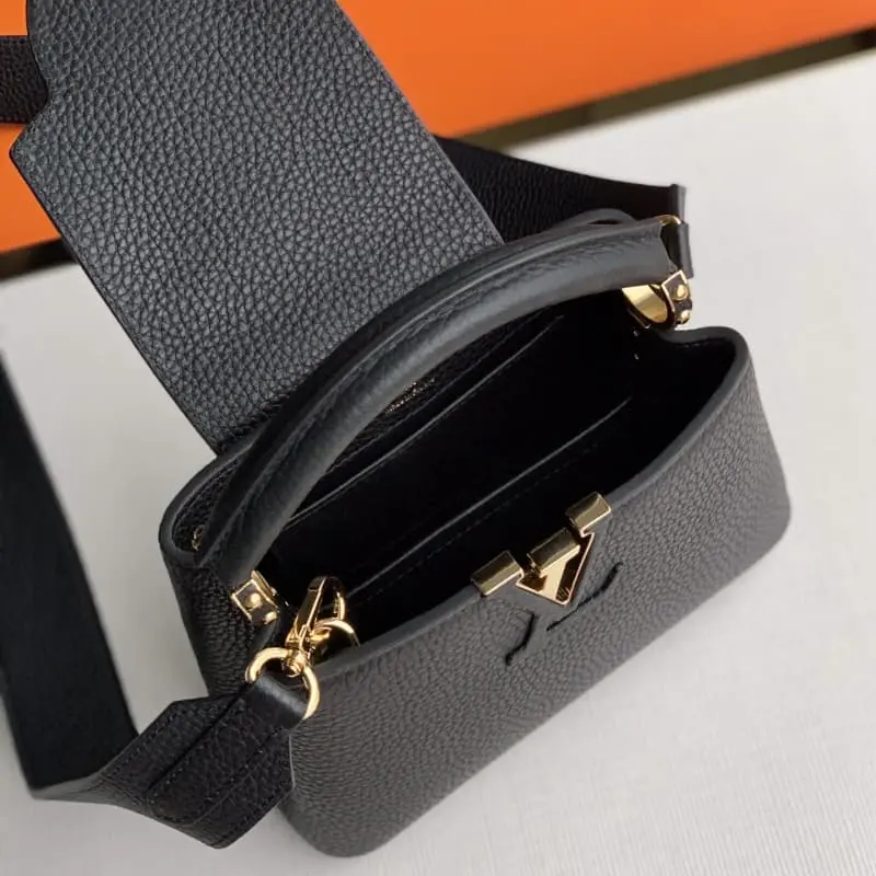 M56071 21x14x8cm High Quality Bags - Image 5