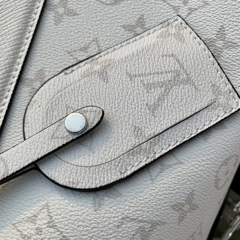 M30919 43x34x17.5cm High Quality Bags - Image 6