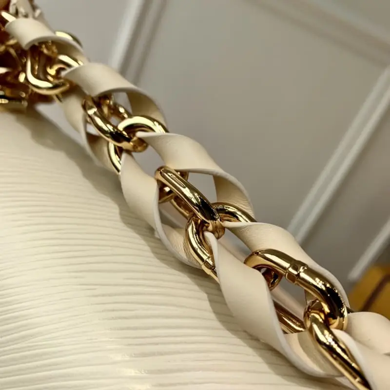 M59896 23x17x9.5cm High Quality Bags - Image 5