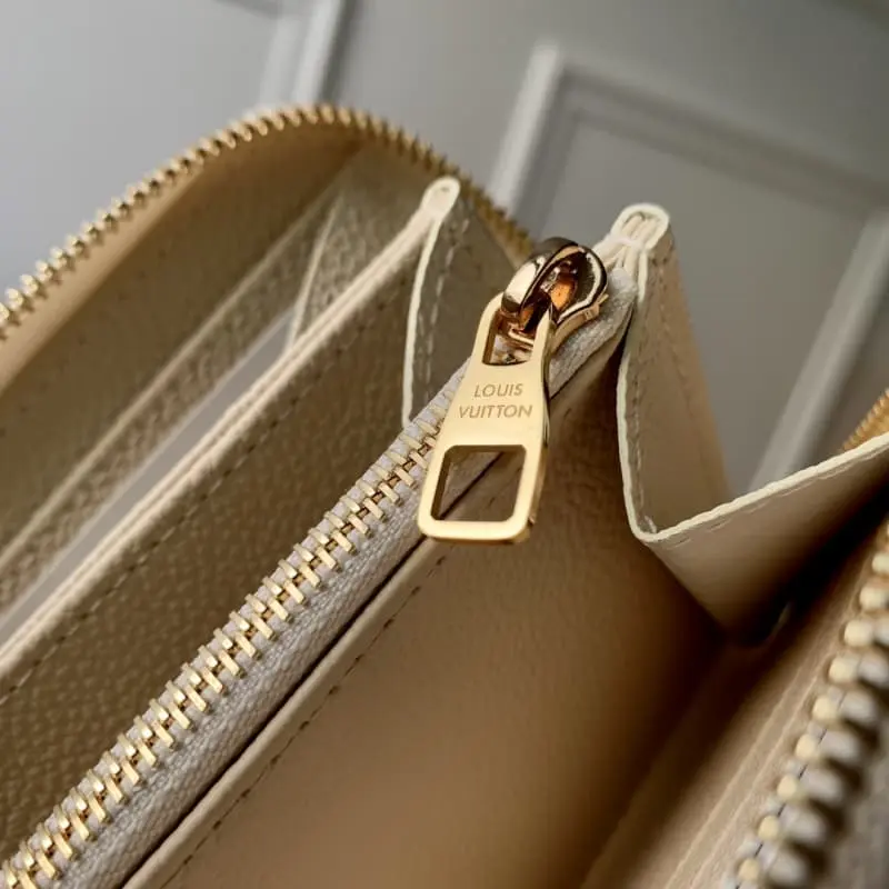 M81914 19.5x10.5x2.5cm High Quality Bags - Image 6