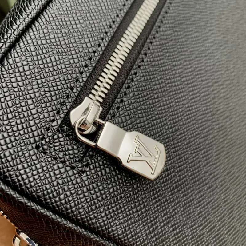 M30441 Cross 25x15.5x6.5cm High Quality Bags - Image 6