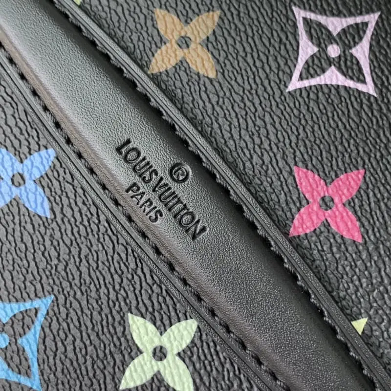 M13747 20x13.5x12cm High Quality Bags - Image 6