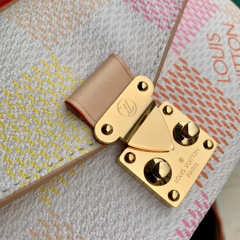 N40749 Red Grid 21.5x6x13.5cm High Quality Bags - Image 6