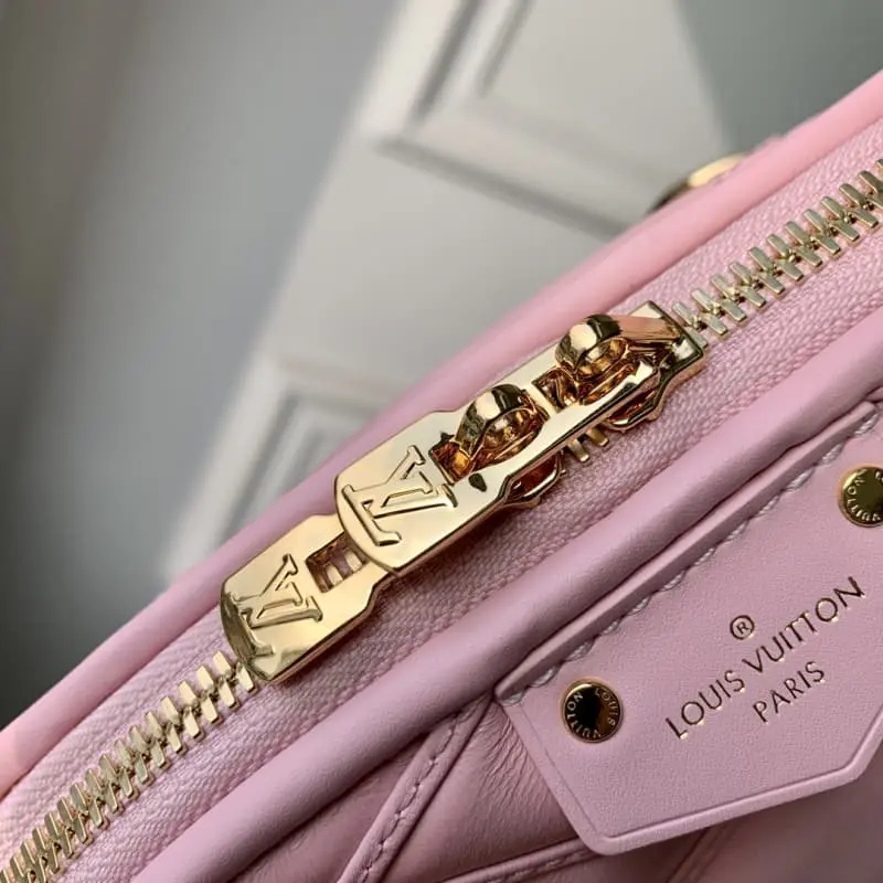 M23666 S2 23.5x17.5x11.5cm High Quality Bags - Image 6