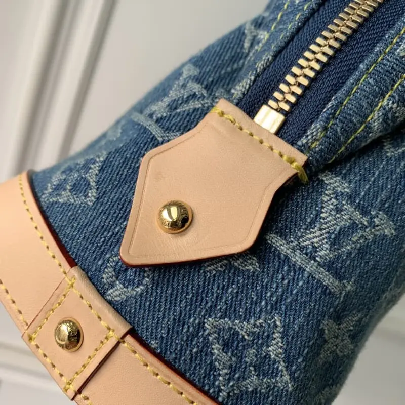 M24317 HH1 1 27x18x9cm High Quality Bags - Image 6