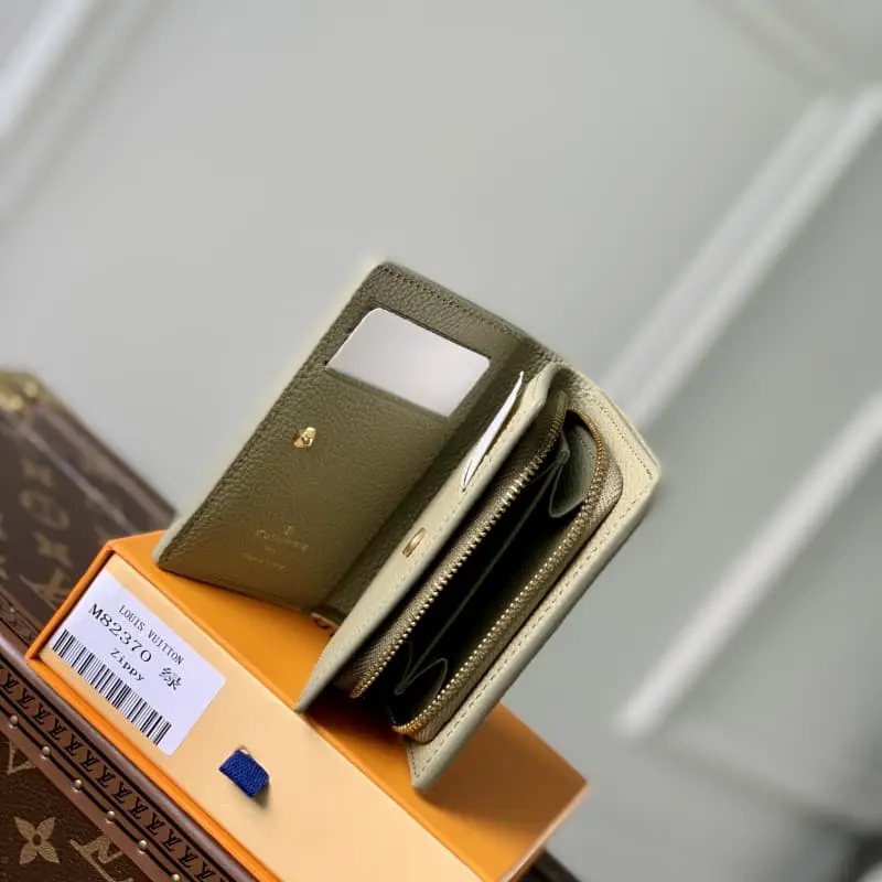 M82370 Grass Green (Silkscreen) 11x8.5x3.5cm High Quality Bags - Image 6