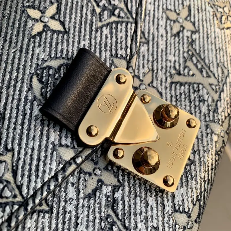 M22834 21.5x13.5x6cm High Quality Bags - Image 6