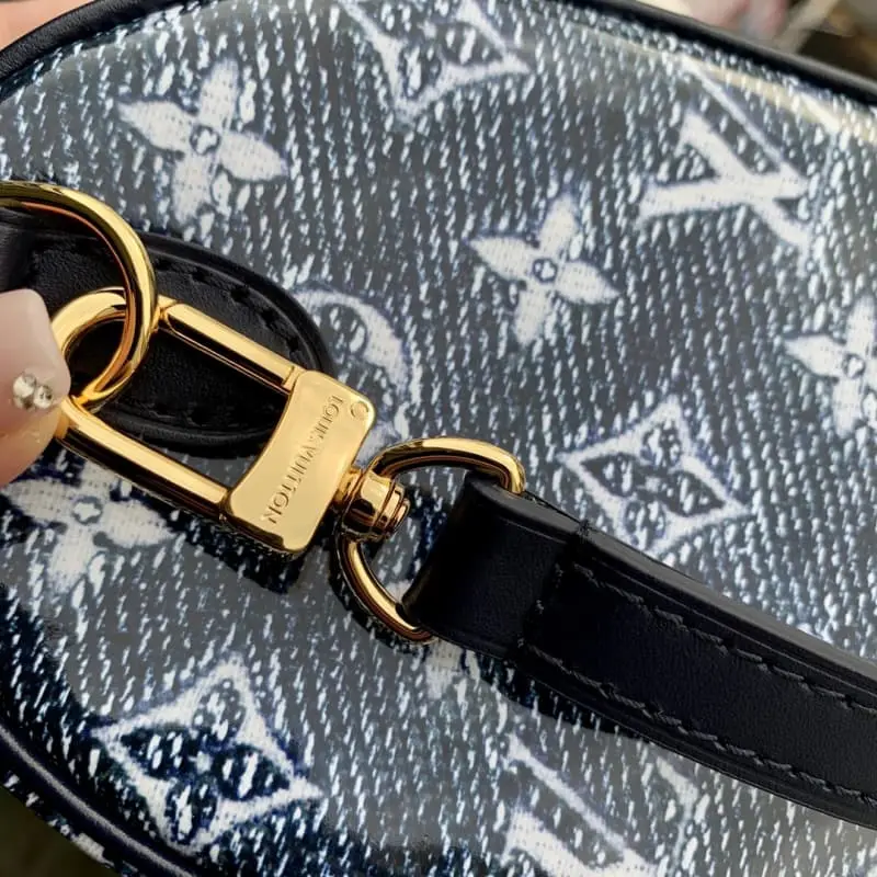 M23069 20.5x13.5x12cm High Quality Bags - Image 6