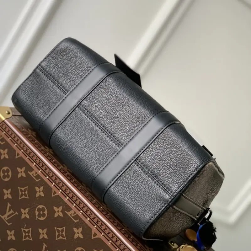 M59255 27x17x13cm High Quality Bags - Image 4