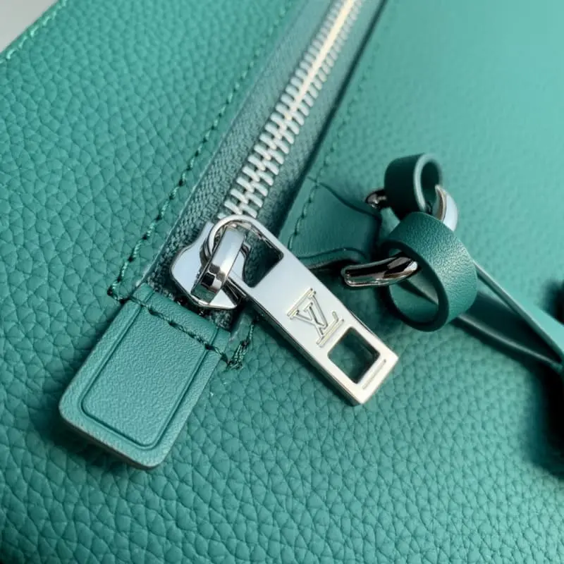 M82271 Green 30x22x5cm High Quality Bags - Image 6