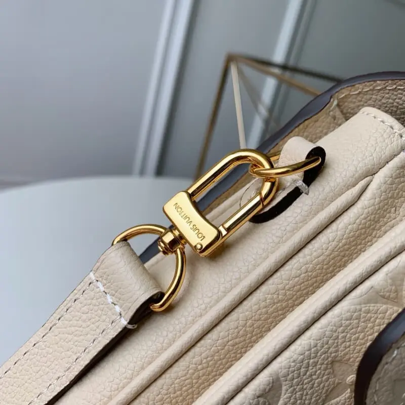 M44738 S1 25x19x7cm High Quality Bags - Image 6