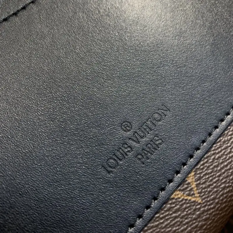 M46126 24.5x15x6.5cm High Quality Bags - Image 6