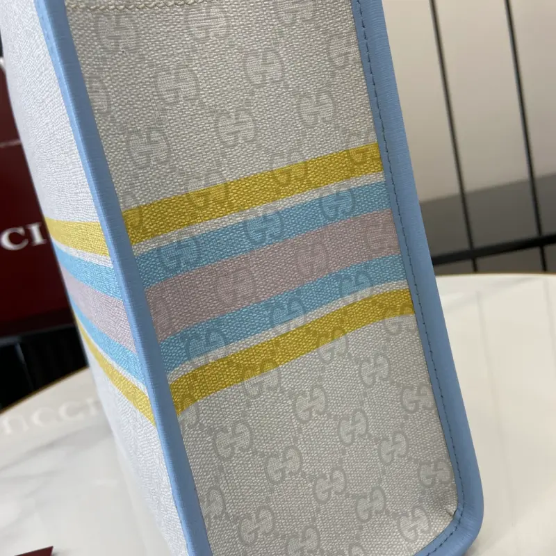 605614 CM 6 High-Quality Bags - Image 6