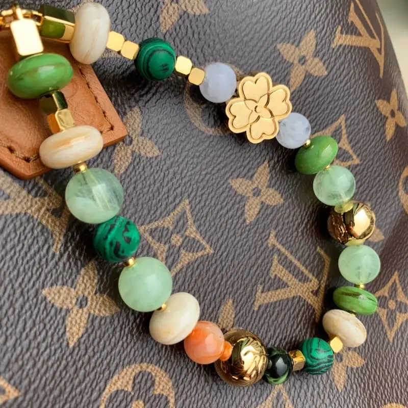 N87212 21x17x30cm High Quality Bags - Image 6