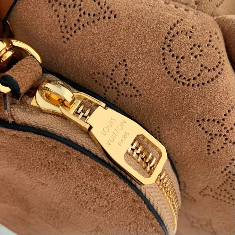 M11839 22x14x19cm High Quality Bags - Image 6