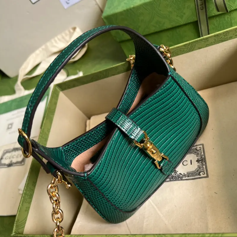675799 CM 3 High-Quality Bags - Image 6