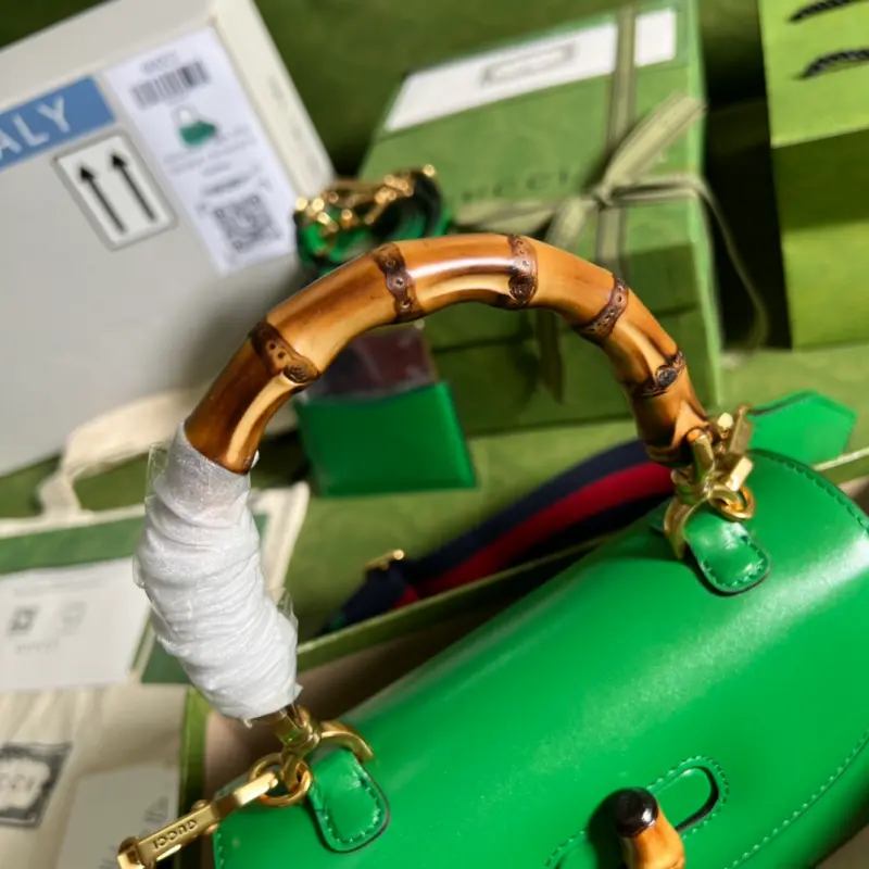 675797 CM 11 High-Quality Bags - Image 6